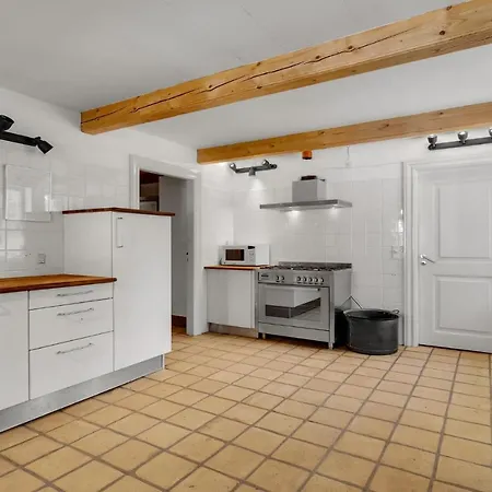 Lovely In With Kitchen * Glamsbjerg